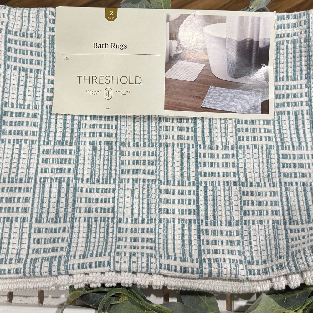 Threshold Cotton Bath Rugs Set - Picture 4 of 4